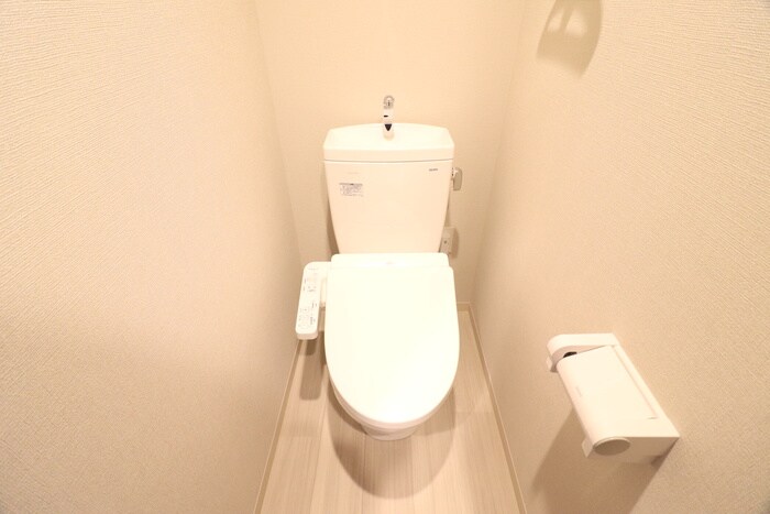 物件内観写真12　(トイレ)