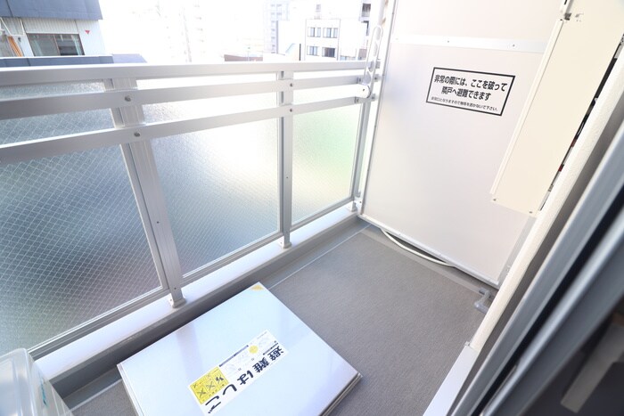 物件内観写真16　(ベランダ・バルコニー)