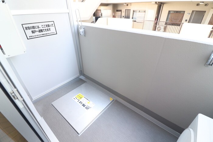 物件内観写真16　(ベランダ・バルコニー)