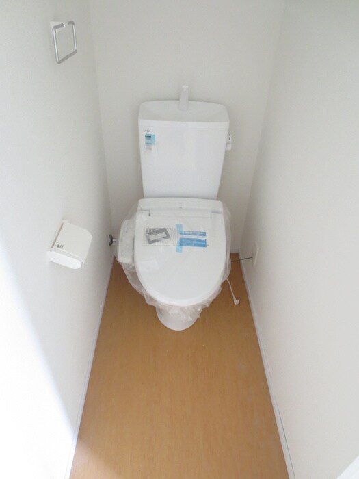 物件内観写真15　(トイレ)