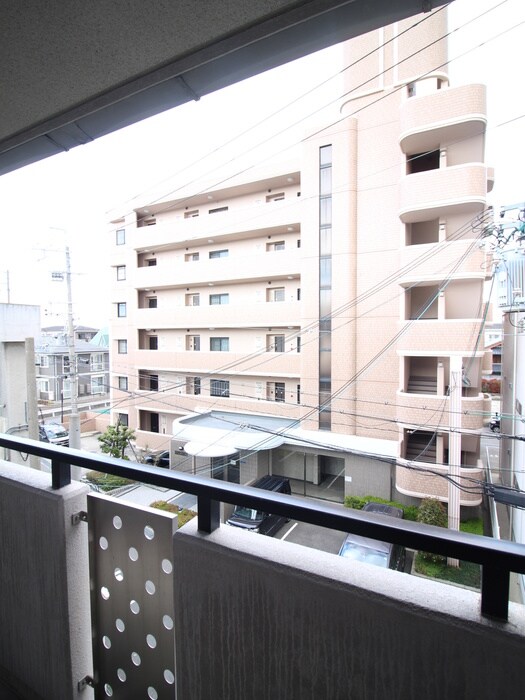 物件内観写真16　(室内からの展望)