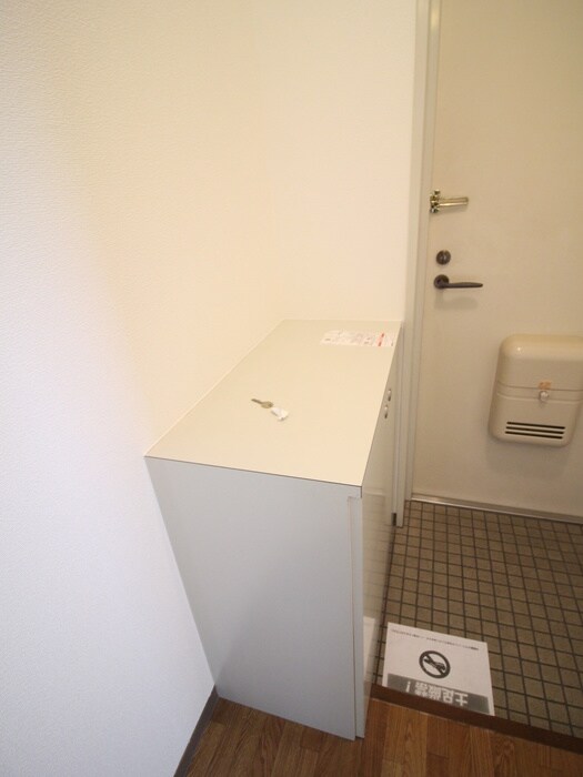 物件内観写真17　(靴箱)