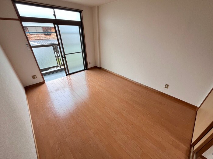 物件内観写真7　(居室)