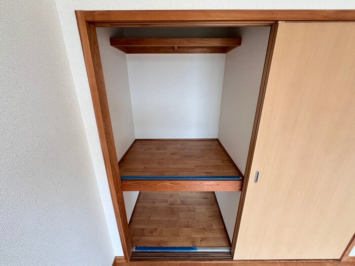 物件内観写真13　(収納)