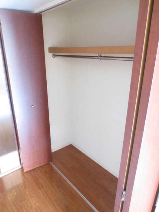 物件内観写真10　(収納)