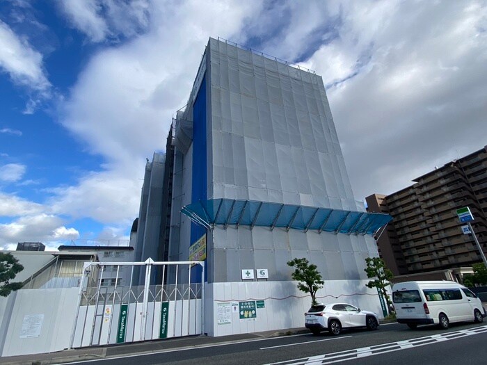 物件外観写真2　(建築中)