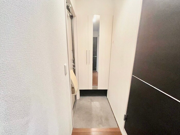 物件内観写真19　(玄関)