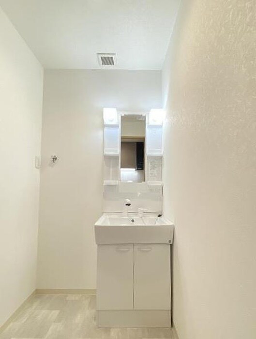 物件内観写真11　(洗面)