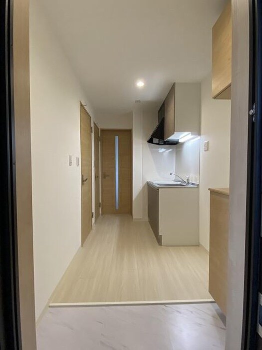 物件内観写真16　(玄関)