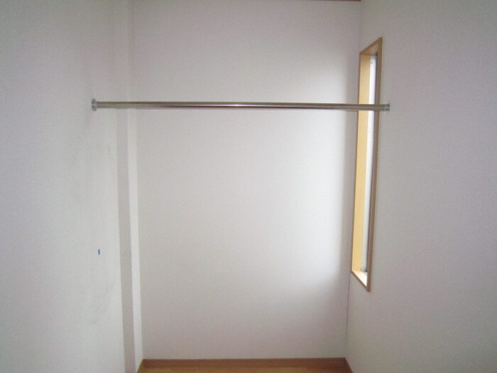 物件内観写真11　(収納)
