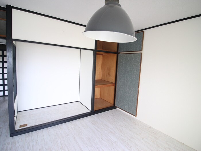 物件内観写真13　(収納)