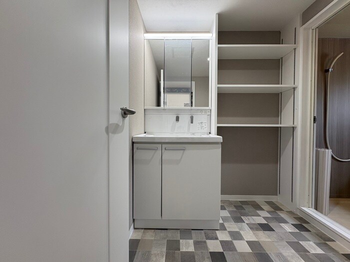 物件内観写真13　(洗面)