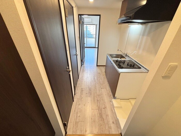 物件内観写真9　(廊下)