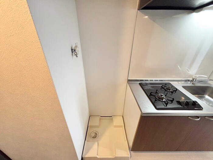 物件内観写真10　(洗濯機置場)