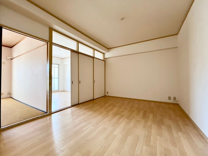 物件内観写真7　(居室)