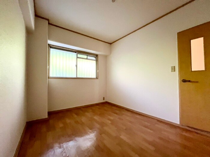 物件内観写真15　(居室)