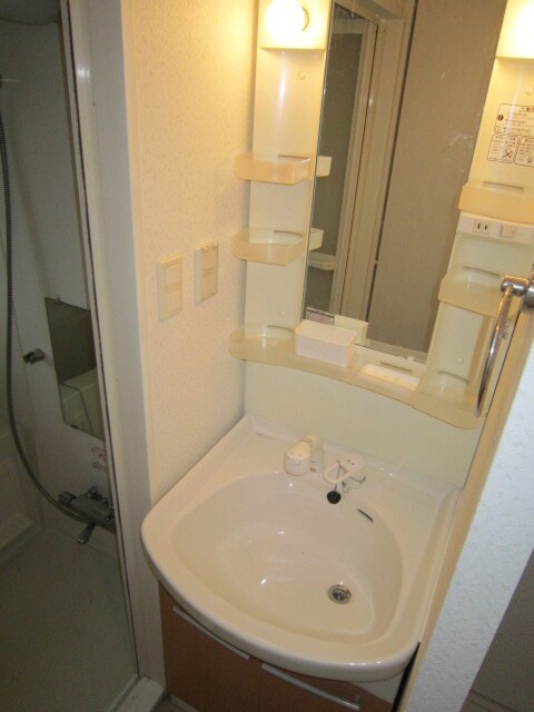 物件内観写真13　(洗面)