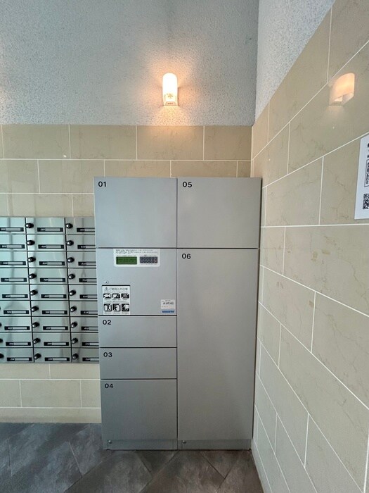 物件外観写真6　(建物設備)