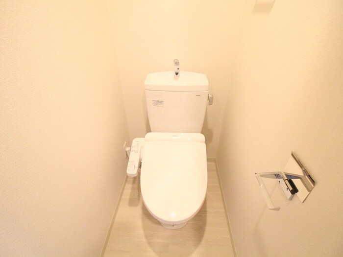 物件内観写真12　(トイレ)