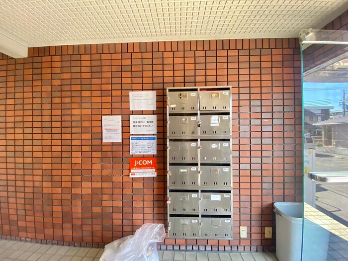 物件外観写真6　(建物設備)