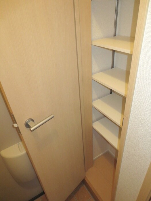 物件内観写真11　(靴箱)