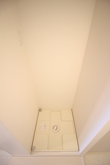 物件内観写真13　(洗濯機置場)