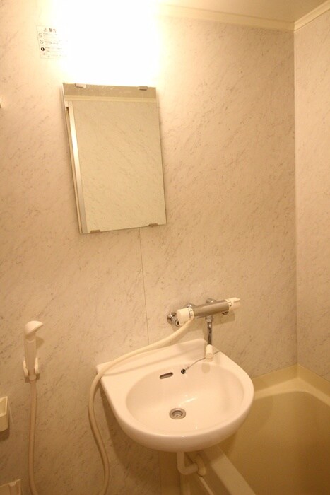 物件内観写真8　(洗面)