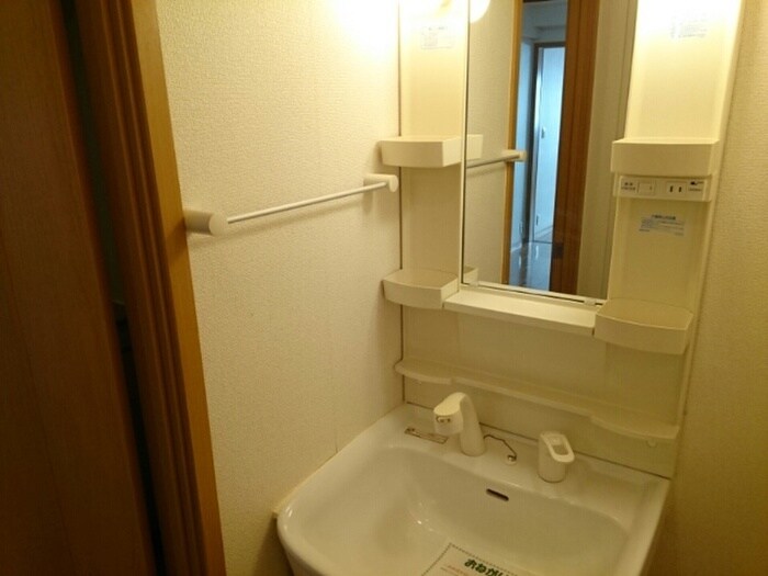物件内観写真10　(洗面)