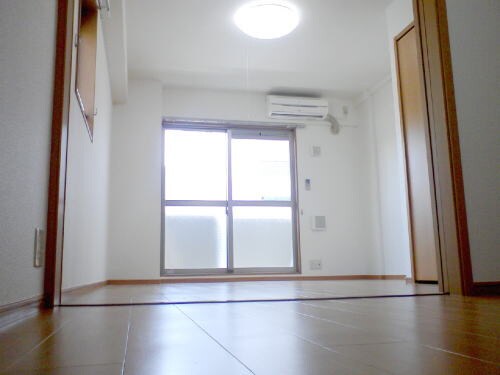 物件内観写真19　(居室)