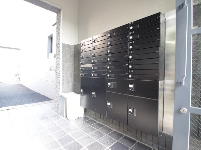 物件外観写真4　(建物設備)