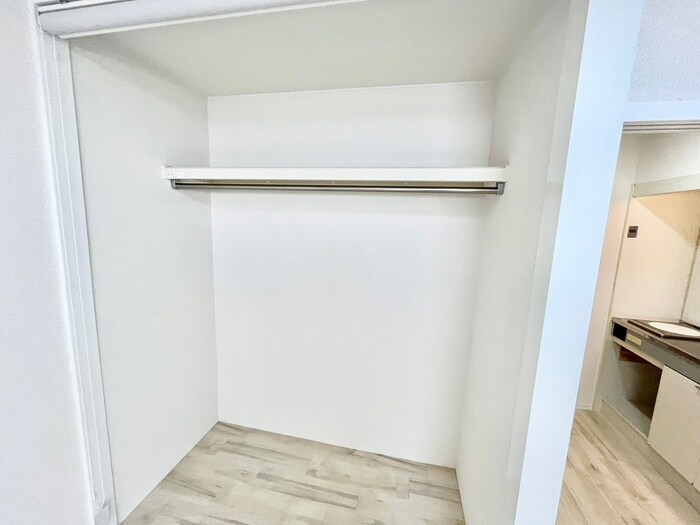 物件内観写真13　(収納)