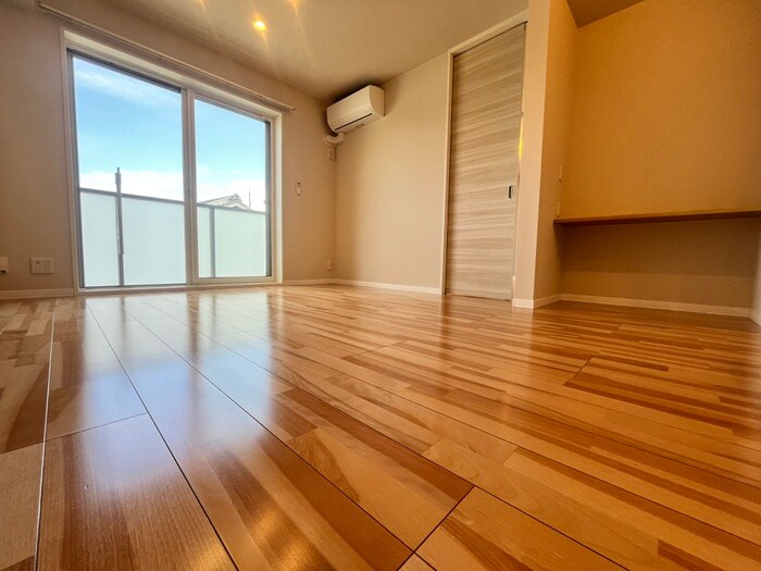 物件内観写真19　(居室)