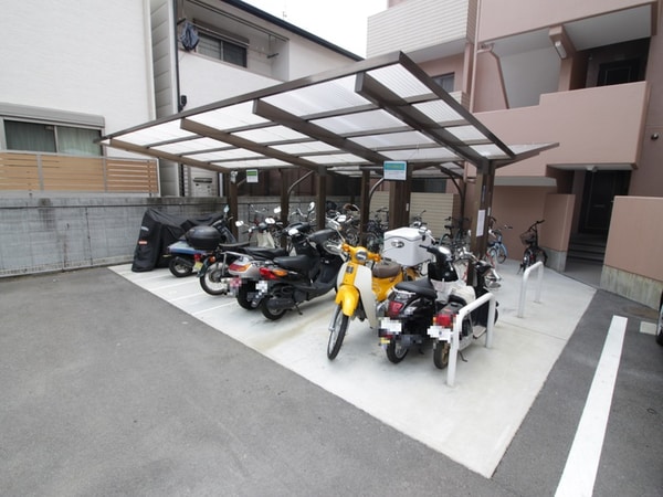 駐輪場