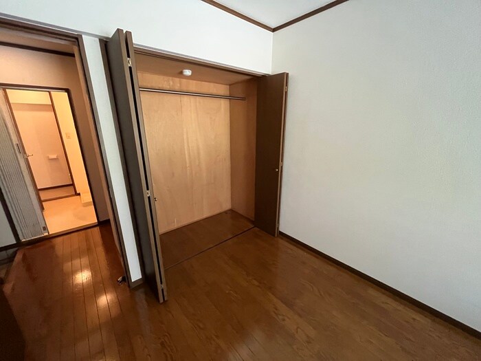 物件内観写真15　(収納)