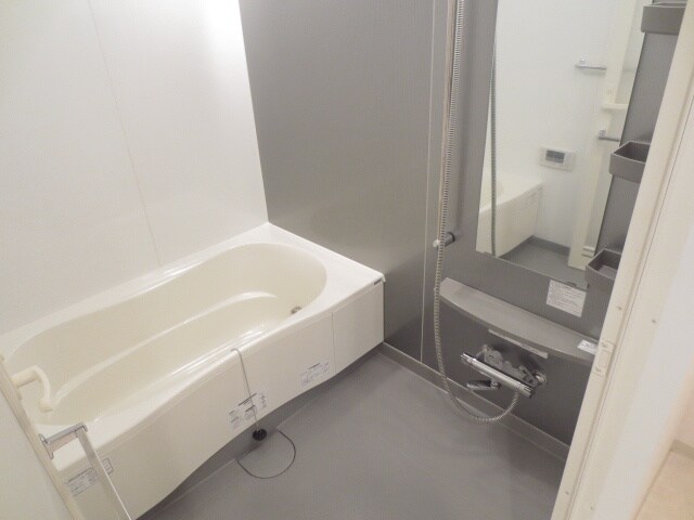 物件内観写真8　(バス／シャワールーム等)