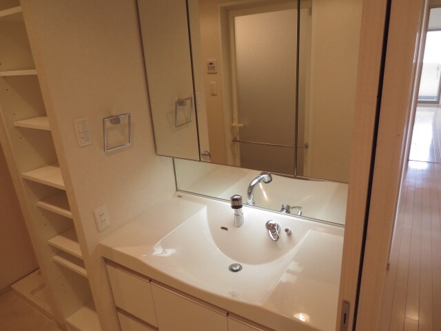 物件内観写真9　(バス／シャワールーム等)