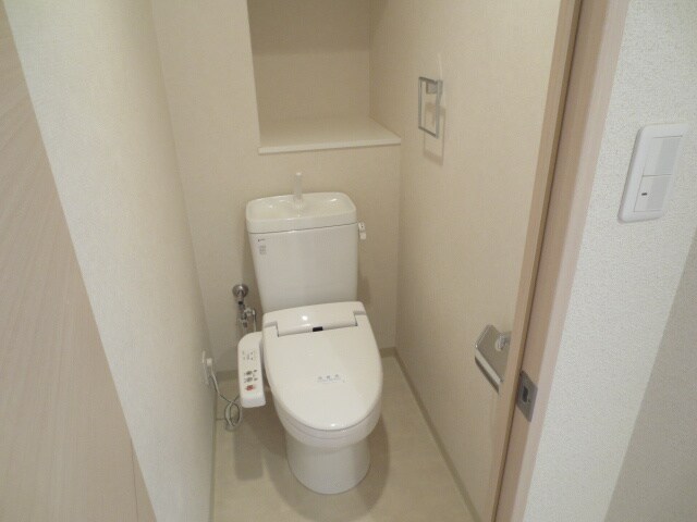 物件内観写真15　(トイレ)