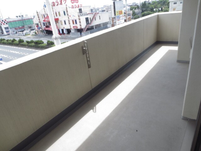 物件内観写真16　(ベランダ・バルコニー)