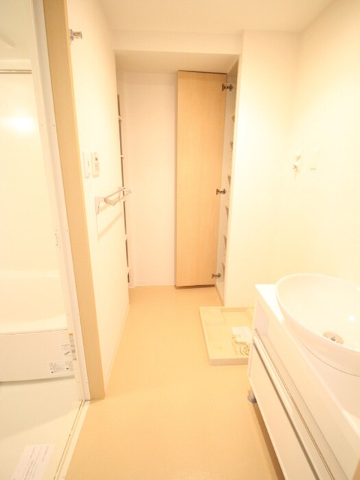 物件内観写真11　(洗面)