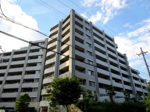 ｻﾝﾏﾝｼｮﾝｱﾄﾚ千里山ｱﾙｸﾚｰﾙ(310）外観写真