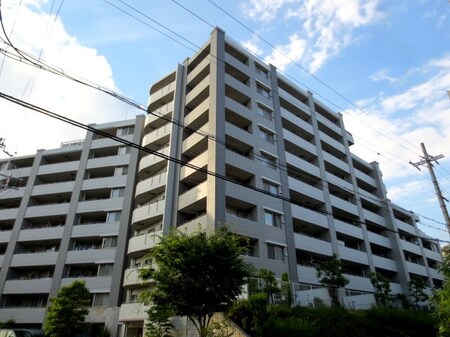 ｻﾝﾏﾝｼｮﾝｱﾄﾚ千里山ｱﾙｸﾚｰﾙ(310）外観写真