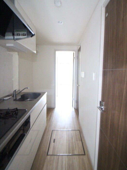 物件内観写真14　(廊下)