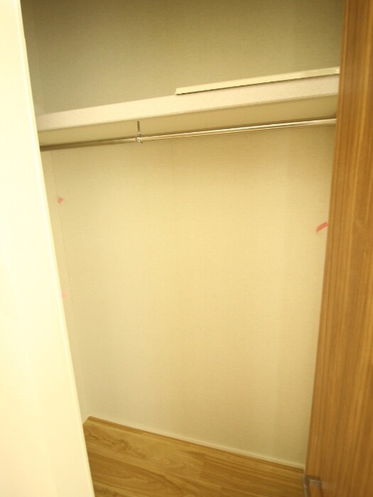 物件内観写真15　(収納)