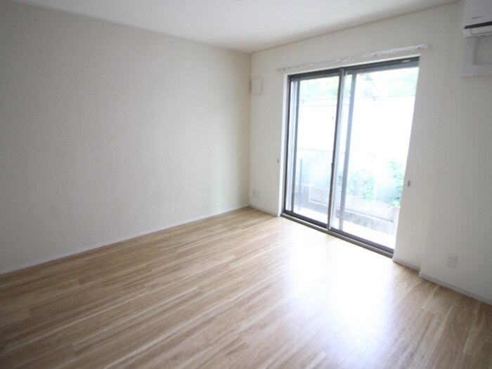 物件内観写真20　(居室)