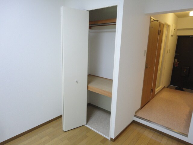 物件内観写真9　(収納)