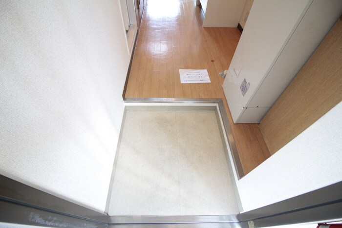 物件内観写真20　(玄関)