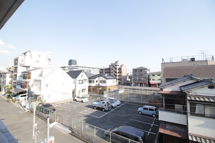 物件内観写真22　(室内からの展望)