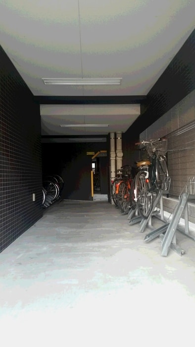 物件外観写真3　(駐輪場)