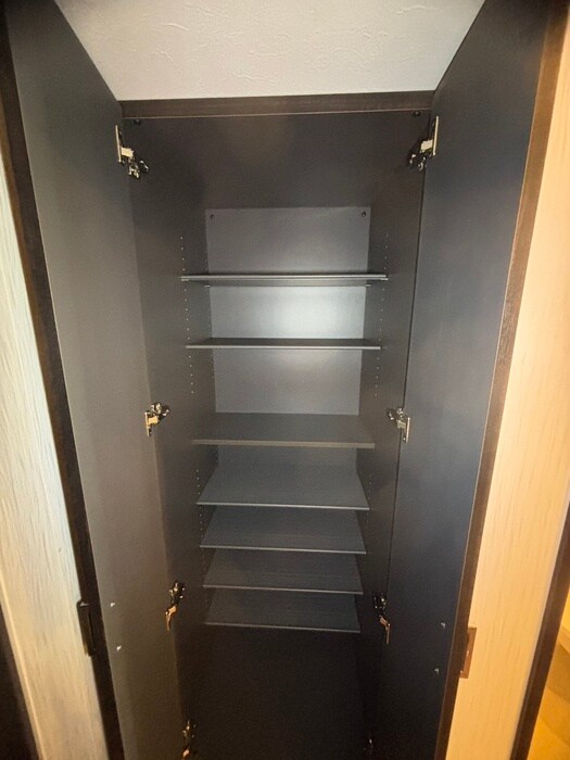 物件内観写真12　(靴箱)