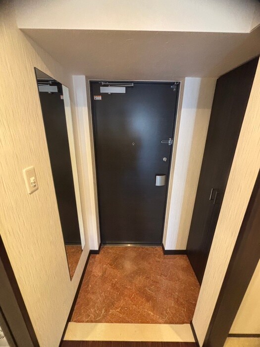 物件内観写真21　(玄関)